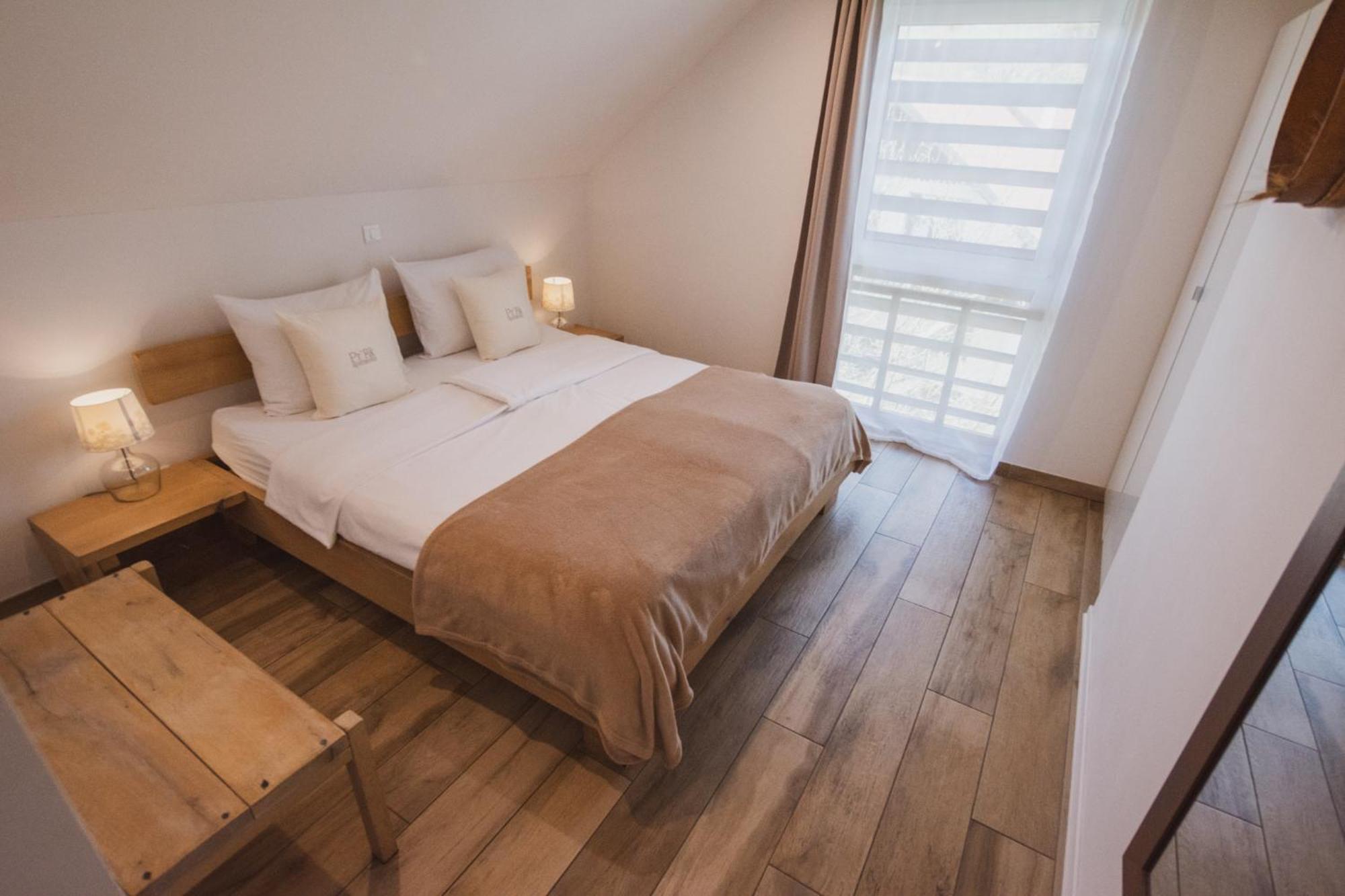 Pr'Fik Apartments Kranj Cameră foto